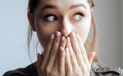 Thật chứ không đùa: Văng tục chửi bậy nơi công cộng ở Úc có thể sẽ bị phạt hơn chục triệu đồng hoặc ăn cơm tù đấy!