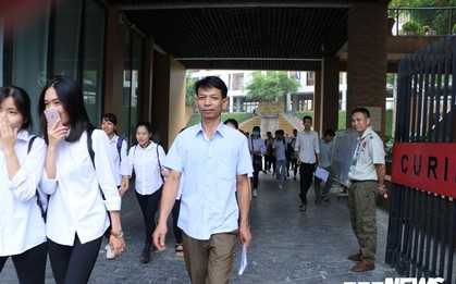 Thí sinh lớn tuổi nhất kỳ thi THPT Quốc Gia 2019: Vị trưởng thôn 47 tuổi quyết tâm lấy bằng tốt nghiệp làm gương học tập cho con cái