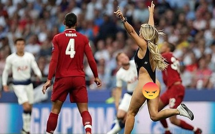 Người mẫu phim khiêu dâm làm loạn chung kết cúp C1 đã bị Instagram "trảm" không thương tiếc