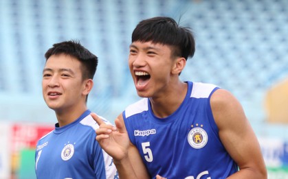 Hà Nội FC cười đùa vui vẻ trước cuộc đọ sức với đội bóng cuối bảng V.League 2019