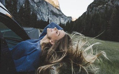 Đắn đo mãi mà vẫn chưa dám đi du lịch một mình thì đọc ngay bài này để lấy động lực nào