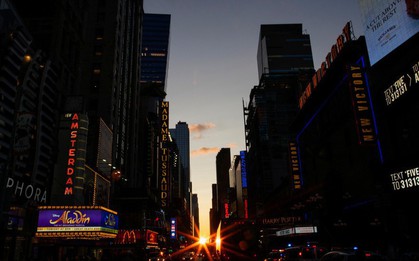 Mất điện diện rộng làm tê liệt Manhattan, New York