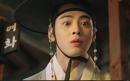 Khán giả hỗn chiến vì diễn xuất "thần sầu" của Cha Eun Woo: Kẻ chê bai thậm tệ, người bênh hết lời