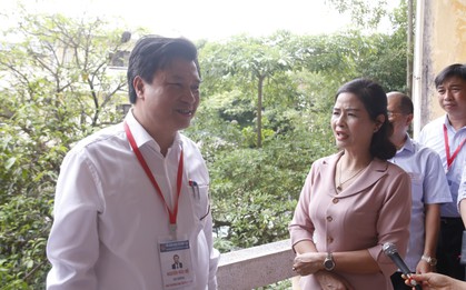Thứ trưởng Nguyễn Hữu Độ: "Chấm chặt quá thì thí sinh sẽ chịu thiệt thòi"
