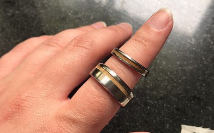 Cô dâu đăng đàn tố mẹ chồng tự ý mua nhẫn cưới cho con trai mà không thèm hỏi ý kiến, phản ứng của chú rể khiến ai cũng phải đồng tình