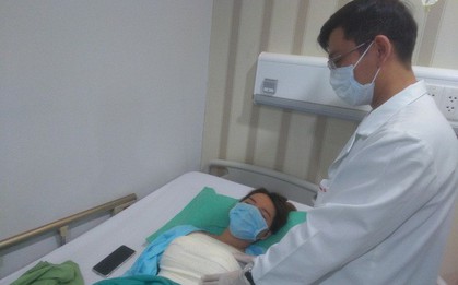 Người phụ nữ trẻ vào viện với bộ ngực đã "hóa đá"