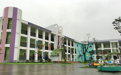 Hiệu trưởng bảo "hơi thừa" khi phụ huynh báo con gãy chân: Do điện thoại tậm tịt nên hiểu lầm?