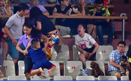 HLV CLB Nam Định chia sẻ nguyên nhân sâu xa dẫn đến scandal đốt pháo tệ nhất lịch sử V.League
