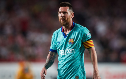 Barca thảm bại trước đội bóng mới lên hạng cùng loạt thống kê siêu tệ hại, fan đồng loạt kêu gọi sa thải ông thầy được Messi hết lòng ủng hộ
