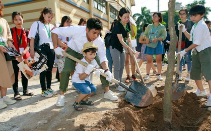 Trái tim xanh giữa lòng Hà Nội: Hành trình trồng cây chung tay bảo vệ môi trường