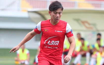 Minh Vương, Ngọc Quang đốn tim fan nữ Sài thành bằng những pha bóng đẳng cấp sân phủi