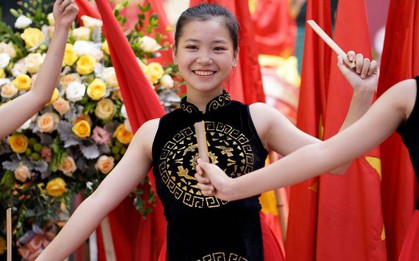 Khai giảng năm học mới 2019-2020: Không còn hát "Ôi hàng cây xanh thắm...", học sinh giờ diễn văn nghệ đủ thể loại, cực sung
