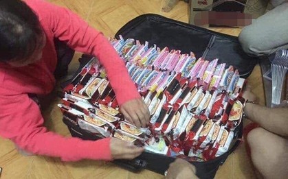 Khoe vali chuẩn bị sang bển, du học sinh khiến dân mạng xôn xao vì ai cũng mang chung một thứ này kín cả vali