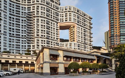 Bí mật ẩn giấu sau những "lỗ hổng lạ lùng" chỉ có ở Hồng Kông