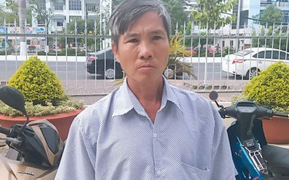 Lăn ra ngủ sau khi biết trúng độc đắc, ông mua ve chai “ôm hận”
