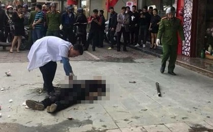 Hai đối tượng đánh chết nam thanh niên giữa đường ra đầu thú