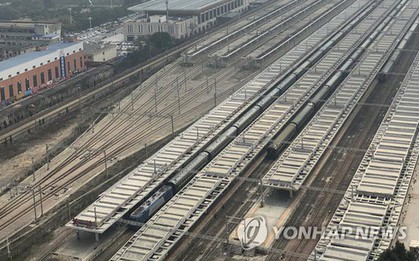 Yonhap: Đoàn tàu của chủ tịch Kim Jong Un nghỉ 30' ở Hồ Nam, dự kiến sáng 26/2 tới Đồng Đăng