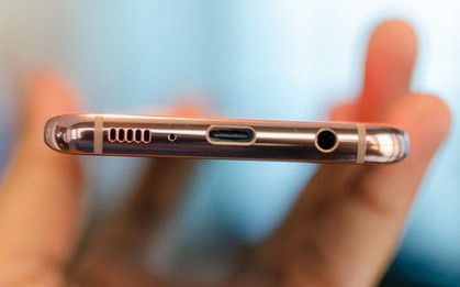 "Thứ giúp Samsung đả bại Apple chính là jack 3.5mm"