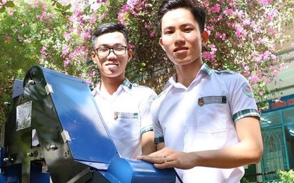 Hai học sinh cấp 3 chế tạo thành công máy thu gom nông sản tự động