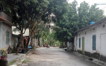 Đi đòi nợ thuê, 3 người bị con nợ đánh đập, bắt quỳ lạy: Nhân chứng hoảng sợ bỏ chạy rơi cả giày