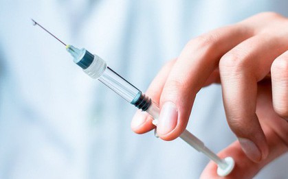 Tìm ra cách biến khối u thành "nhà máy vắc-xin" tiêu diệt ung thư