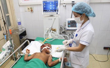 Bé gái 9 tuổi bị trâu kéo lê 500m, chấn thương sọ não