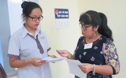 Xử lý sao với hàng ngàn bài thi trắc nghiệm bị lỗi khi chấm?