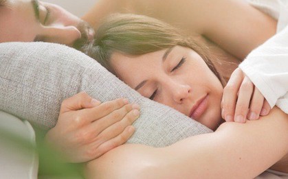 Làm điều này trước giờ lên giường 90 phút, khỏi lo mất ngủ