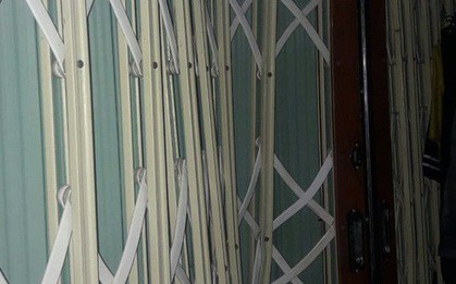 Hai thanh niên đập phá phòng trọ người dân lúc nửa đêm