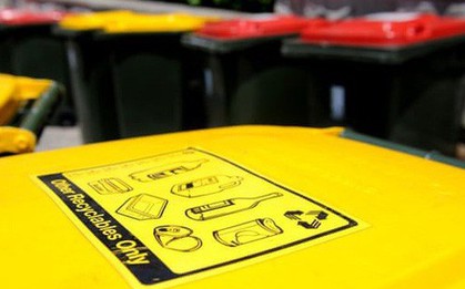 Trường học Melbourne: khóa thùng rác, học sinh mang rác về nhà