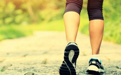 15 phút đi bộ theo cách này, giảm mạnh đau tim, đột quỵ