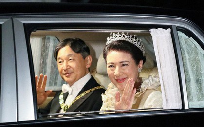 Hoàng hậu Masako xuất hiện rạng rỡ, trở thành trung tâm tiệc chiêu đãi giữa rừng các quan khách và nhiều hoàng gia khác