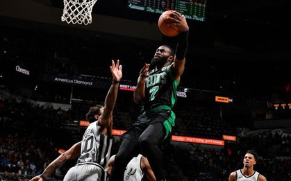 NBA 19-20: Kemba Walker và Jaylen Brown thay phiên lập công, Boston Celtics nối dài mạch thắng lên con số 7