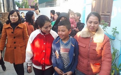 Bé trai 10 tuổi nghi mất tích đạp xe từ Hải Dương lên Hà Nội, ăn chực cỗ cưới, đêm ngủ ven đường tàu