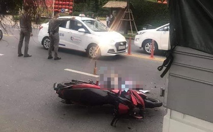 Tông vào đuôi xe tải đang đỗ bên đường, em trai chết thảm trên đường chở anh từ Huế vào Đà Nẵng chơi Tết