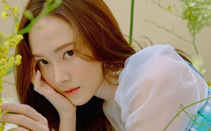 Jessica gây bùng nổ tranh cãi khi viết tiểu thuyết ám chỉ tới SNSD và thời gian hoạt động tại SM?