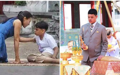 Tiểu hoàng tử Thái Lan từng gây chú ý khi quỳ lạy mẹ trong giây phút mãi chia xa gây bất ngờ với hình ảnh hiện tại