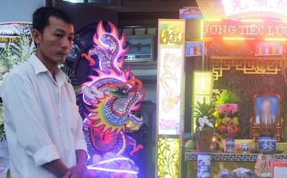 Nỗi đau tột cùng của cha nữ sinh tự vẫn sau khi biết điểm chuẩn Đại học: Vừa xong giỗ vợ lại lo đám tang con