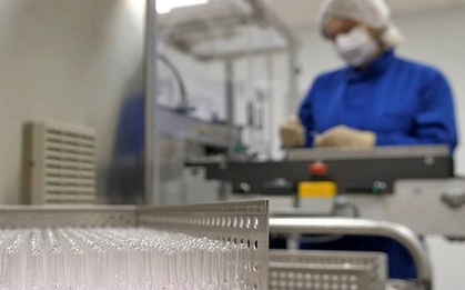 Nga khẳng định vaccine Sputnik V có hiệu quả tới 92%