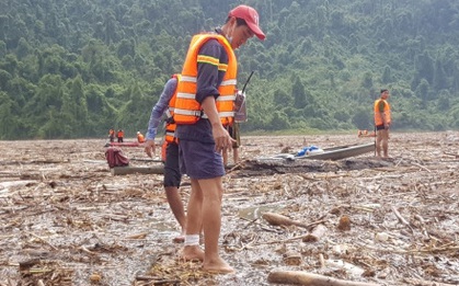 Quảng Nam còn 20 người mất tích, tạm dừng tìm kiếm chờ qua bão số 10