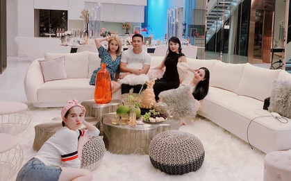 Hội bạn thân đến ăn tân gia biệt thự triệu đô của Ngọc Trinh, là những ai mà thân thiết với “nữ hoàng nội y” tận hơn 10 năm?