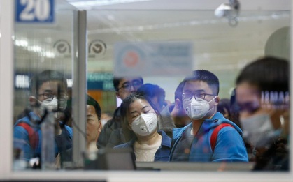 Uỷ ban Y tế Trung Quốc: Virus corona có thể tồn tại đến 5 ngày trong môi trường thích hợp, chủ yếu lây qua nước bọt hoặc tiếp xúc