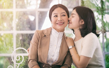 Bốn set mỹ phẩm siêu hời tặng mẹ, đảm bảo chỉ khen nhân Ngày của Mẹ