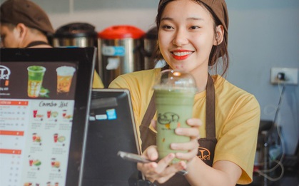 Bật mí chặng đường công phu để tạo nên một ly trà sữa Feeling Tea ngon đúng điệu