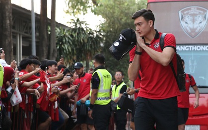 Người hâm mộ Muangthong United công khai kêu gọi đưa Văn Lâm lên băng ghế dự bị sau khi đội nhà sạch lưới 2 trận