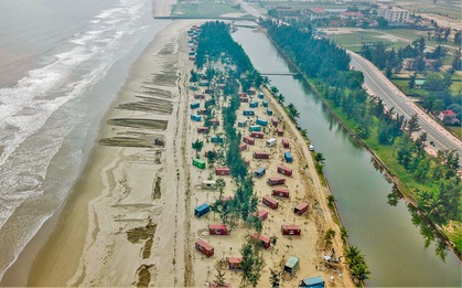 Cận cảnh hàng trăm Container không phép mọc lên trong rừng phòng hộ ven biển Hà Tĩnh