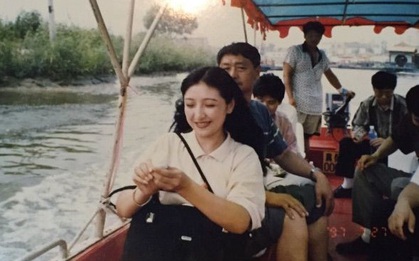 Câu hỏi chưa có lời giải đáp: Thời xưa làm gì có photoshop, mà sao các mẹ đều xinh đẹp vậy ta?