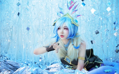 Hotgirl xứ Hàn "đốt mắt" người xem với bộ ảnh cosplay Neeko "Mùa Đông Kì Diệu" cực gợi cảm!