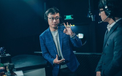 Chung kết VCS mùa Xuân 2020: Chưa hết ván 3, thánh phán Hoàng Luân đã nhắc khéo "đòi tiền" Team Flash