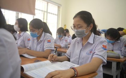 300.000 học sinh chính thức trở lại trường sau “kỳ nghỉ Tết dài nhất lịch sử”